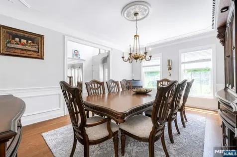 17 Cromwell Drive Chester Township NJ 07930