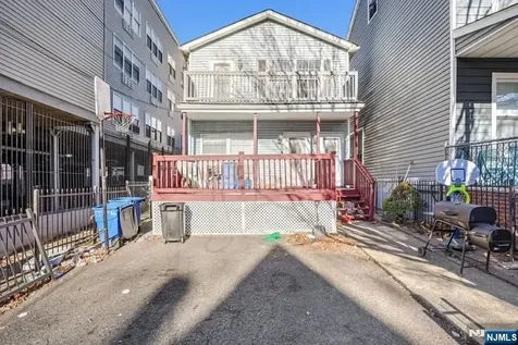 53 12th Avenue Paterson NJ 07501