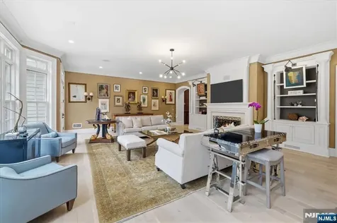 29 Mcgrath Drive Cresskill NJ 07626