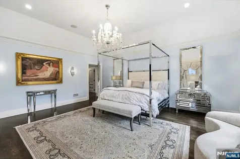 29 Mcgrath Drive Cresskill NJ 07626