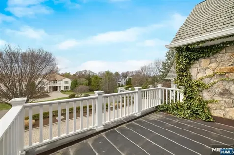 29 Mcgrath Drive Cresskill NJ 07626