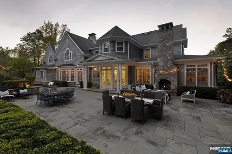 29 Mcgrath Drive Cresskill NJ 07626