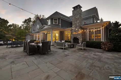 29 Mcgrath Drive Cresskill NJ 07626