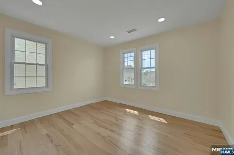 319 2nd Place Bogota NJ 07603