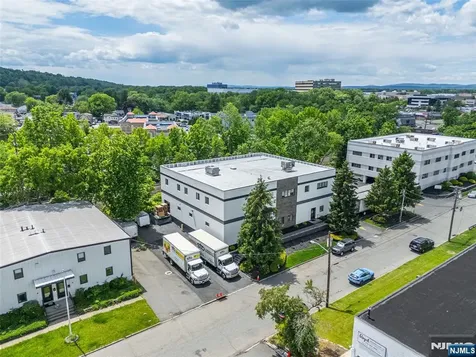 9 Fairfield Avenue Little Falls NJ 07424