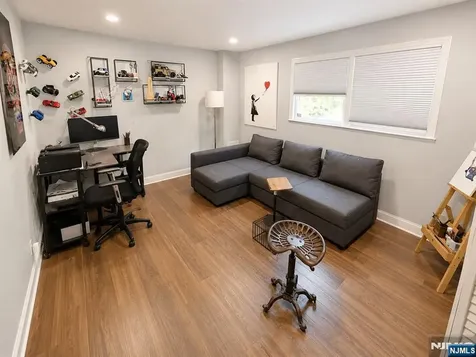 1626 Larkspur Drive Mountainside NJ 07092