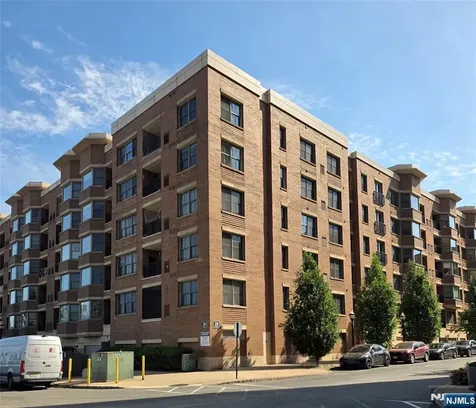 20 Ave At Port Imperial West New York NJ 07093