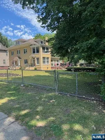 600 Park Avenue East Orange NJ 07017