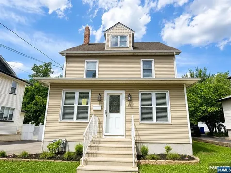 24 Sunderland Avenue Rutherford NJ 07070