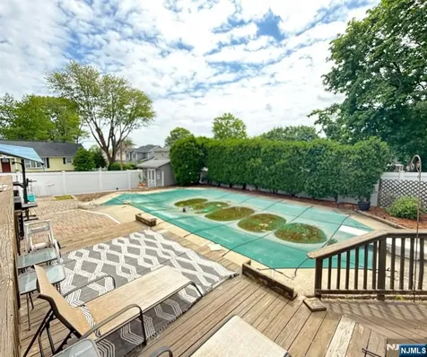44 Leonhardt Court Saddle Brook NJ 07663