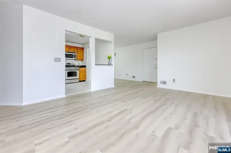 959 Juniper Way Mahwah NJ 07430
