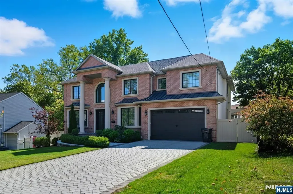 146 Stuart Street Paramus NJ 07652