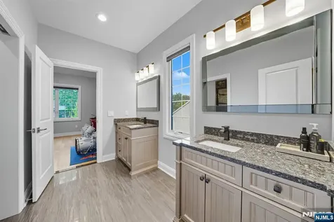 146 Stuart Street Paramus NJ 07652