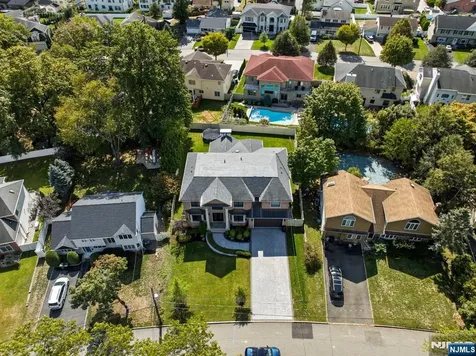 146 Stuart Street Paramus NJ 07652