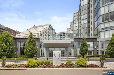 9 Ave At Port Imperial West New York NJ 07093