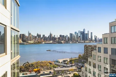 9 Ave At Port Imperial West New York NJ 07093