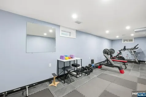 301 Roosevelt Avenue Hasbrouck Heights NJ 07604