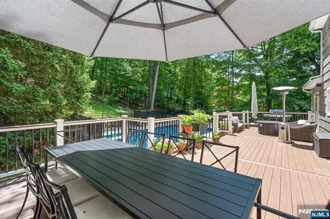 33 Chris Terrace Ringwood NJ 07456