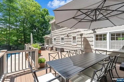 33 Chris Terrace Ringwood NJ 07456