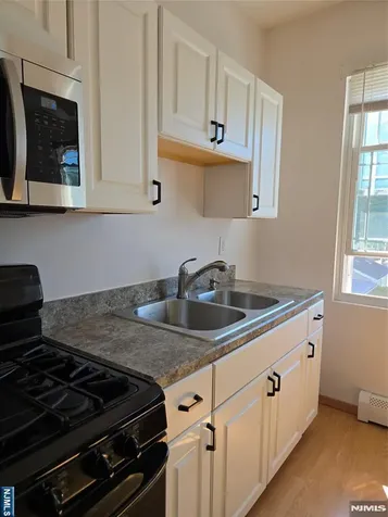 419 1st Street Carlstadt NJ 07072