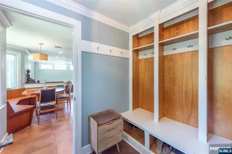 591 Highland Avenue Montclair NJ 07043