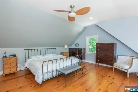 591 Highland Avenue Montclair NJ 07043