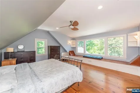 591 Highland Avenue Montclair NJ 07043