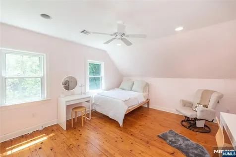 591 Highland Avenue Montclair NJ 07043