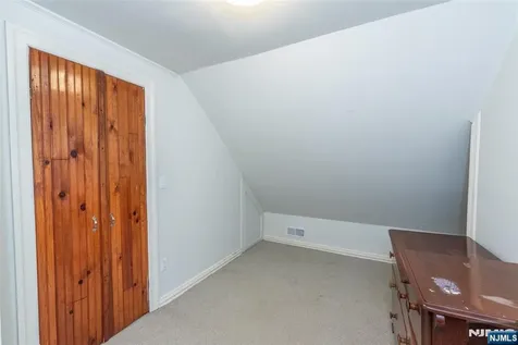 591 Highland Avenue Montclair NJ 07043