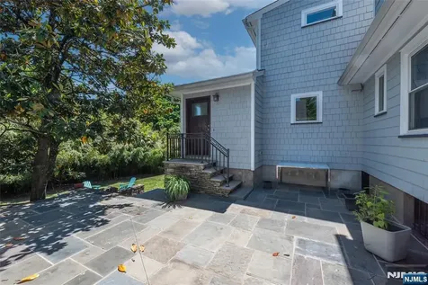591 Highland Avenue Montclair NJ 07043