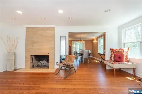 591 Highland Avenue Montclair NJ 07043