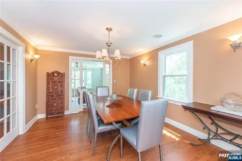 591 Highland Avenue Montclair NJ 07043