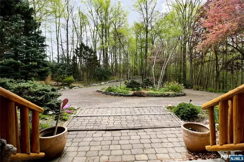 31 Kent Road Newton NJ 07860
