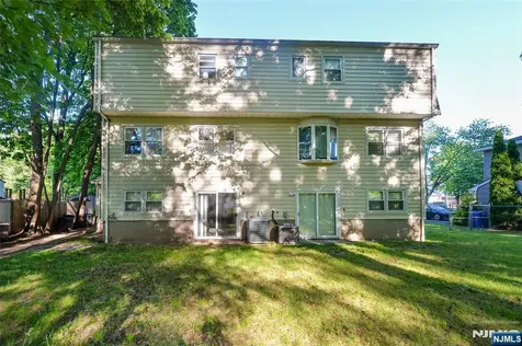 85 Primrose Lane Paramus NJ 07652