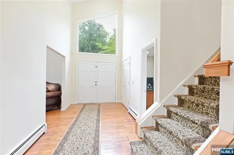 530A Hughes Street Northvale NJ 07647