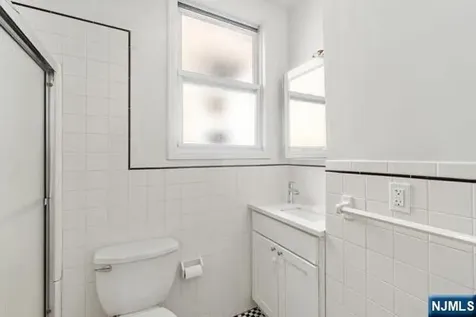 114 Shippen Street Weehawken NJ 07086