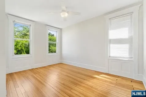 114 Shippen Street Weehawken NJ 07086