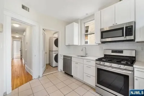 114 Shippen Street Weehawken NJ 07086