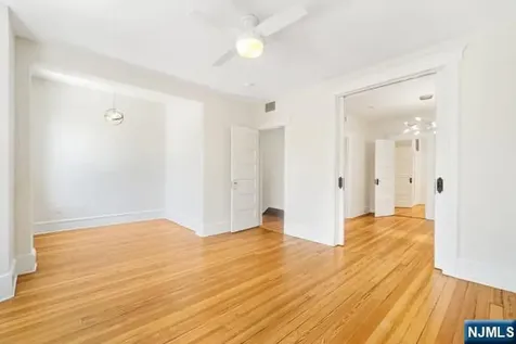 114 Shippen Street Weehawken NJ 07086