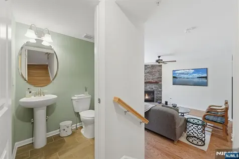 503 Laurel Lane Cresskill NJ 07626