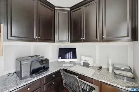 503 Laurel Lane Cresskill NJ 07626