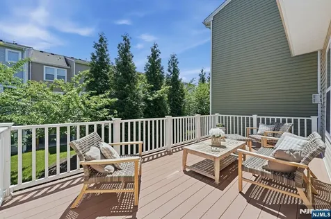 503 Laurel Lane Cresskill NJ 07626