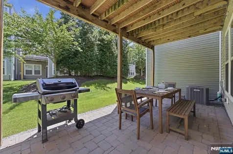 503 Laurel Lane Cresskill NJ 07626