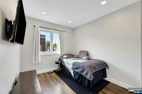 66 Grant Avenue Dumont NJ 07628