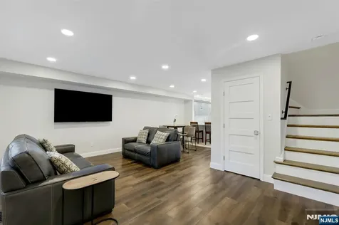 66 Grant Avenue Dumont NJ 07628