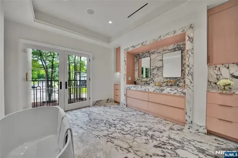 165 Hickory Lane Closter NJ 07624