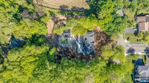 165 Hickory Lane Closter NJ 07624