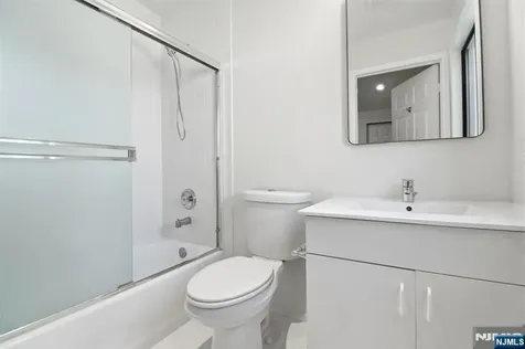 9 Paris Circle West Orange NJ 07052