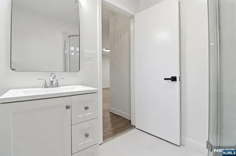 9 Paris Circle West Orange NJ 07052