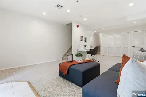 9 Paris Circle West Orange NJ 07052